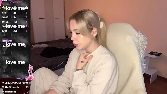 ariashaa from StripChat