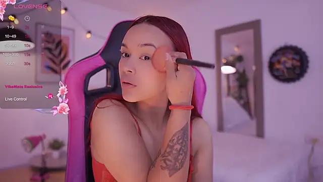 arie_stone_ from StripChat is Freechat