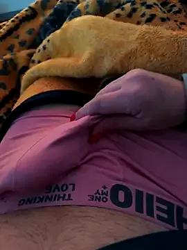 ariel-rick from StripChat is Freechat