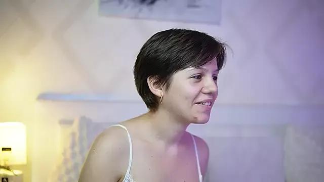 ArielleParis from StripChat is Freechat