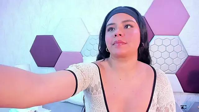 ArielleWilde from StripChat is Freechat