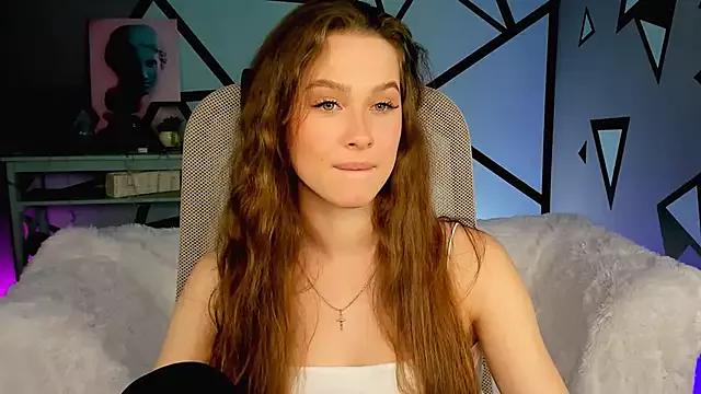 ArielSykes from StripChat is Freechat