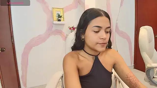 AriianaGrey from StripChat