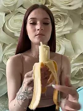 arina_baby from StripChat is Freechat