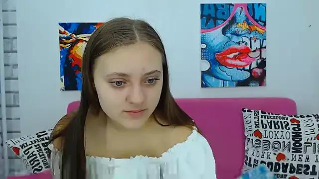 ArinaBelle from StripChat is Freechat