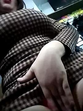 AriNights from StripChat is Freechat