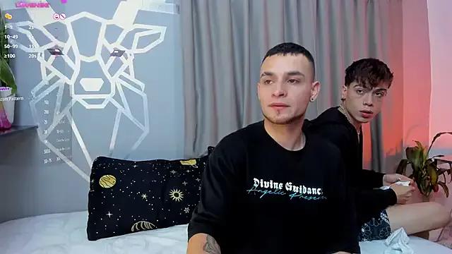 Aron-santoro from StripChat is Freechat