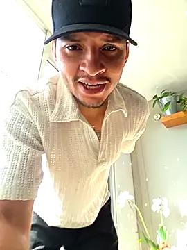 Photos of AronShelby420 from StripChat is Freechat