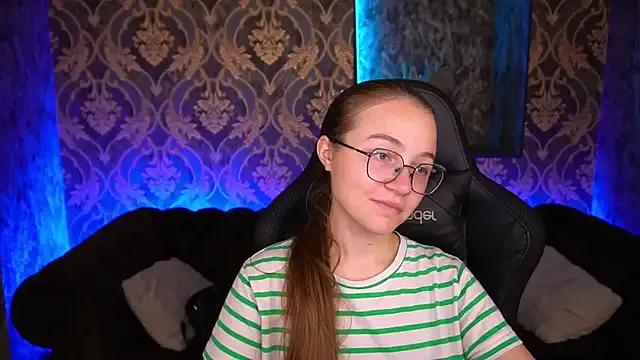 ArrinaWairr from StripChat