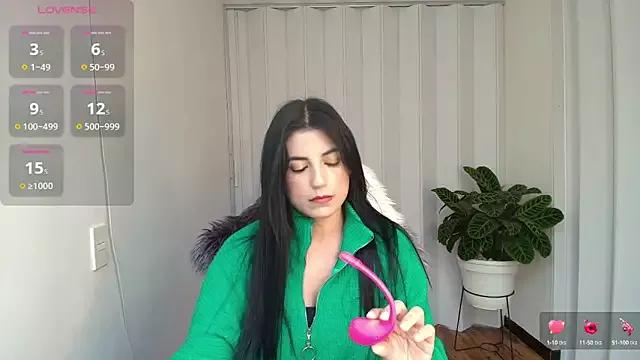 Arya_33 from StripChat