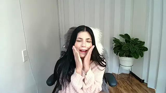 Arya_33 from StripChat