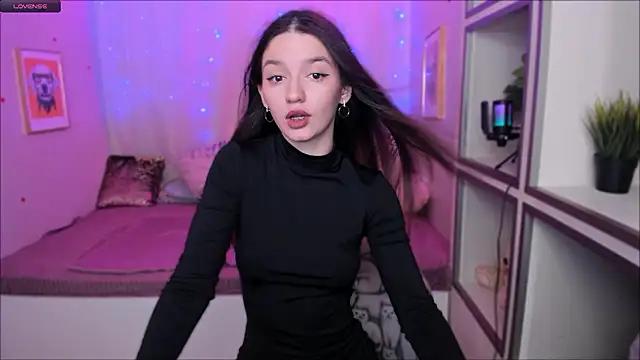 AryaYumi from StripChat