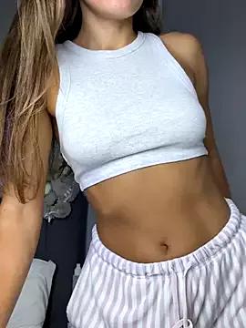 Ashley-jess from StripChat is Freechat