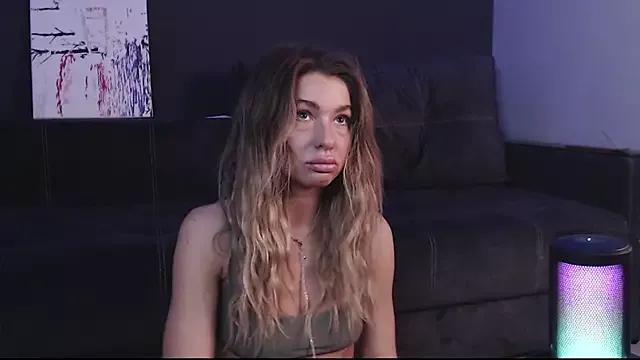 Ashley_Lin on StripChat