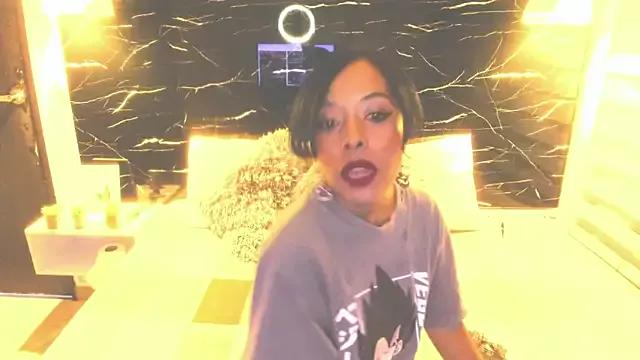 ASHLEY_QUALLEY from StripChat is Freechat