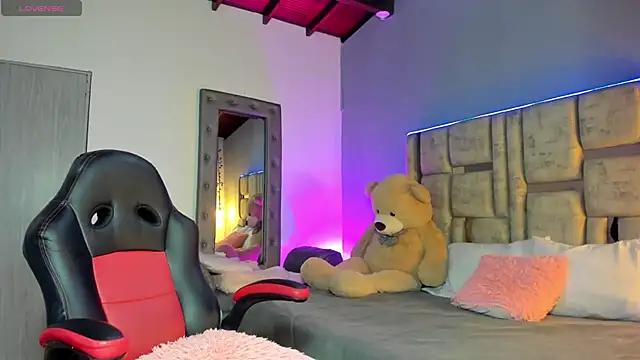 Dirty chat webcam: explore liveshows with versed models, from laying bare to fetishes, in a variety of sexy free adult webcams.