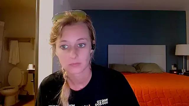 AsiaGoesPro from StripChat