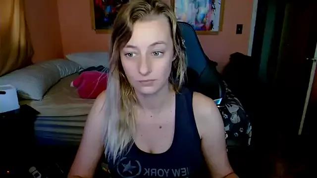 AsiaGoesPro from StripChat