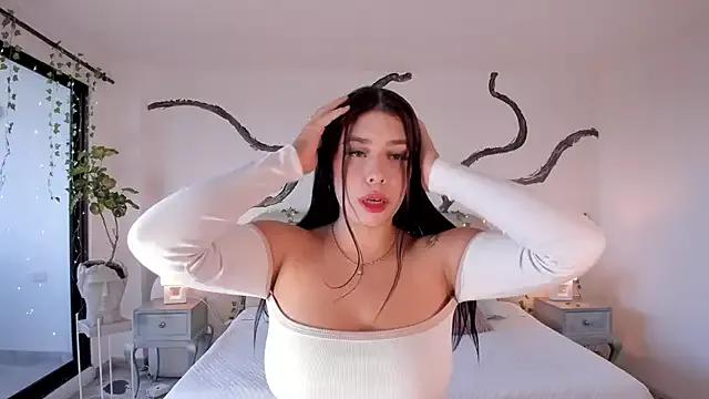 AsiaMillerr_ from StripChat is Freechat