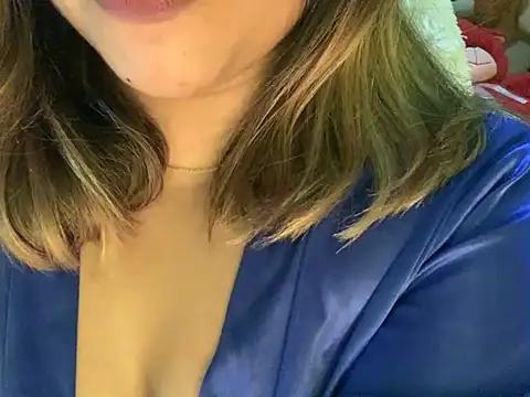 Asian_FemQeen from StripChat