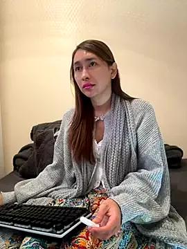 Asian_ladyboy2025 from StripChat