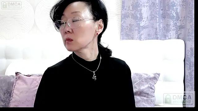 Asian_legs from StripChat