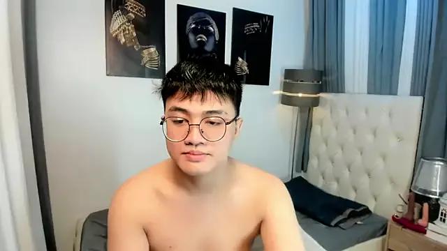 asianbigcockcutie from StripChat is Freechat