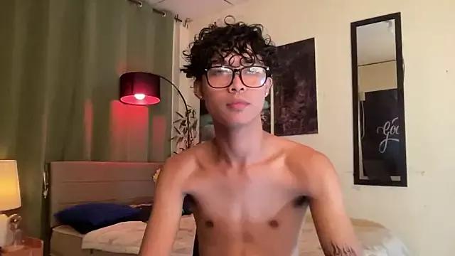 AsianCarl from StripChat