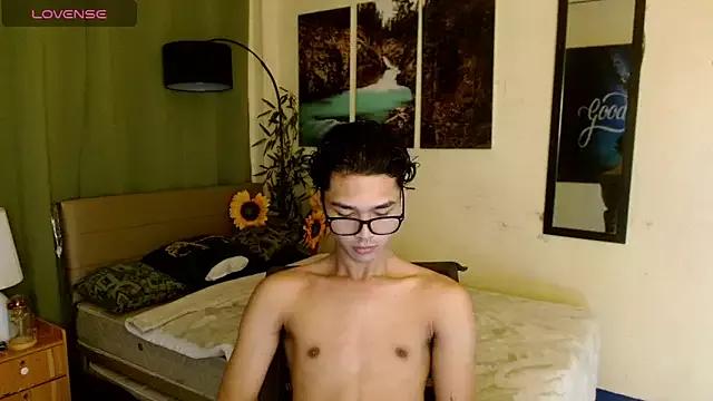 AsianCarl from StripChat