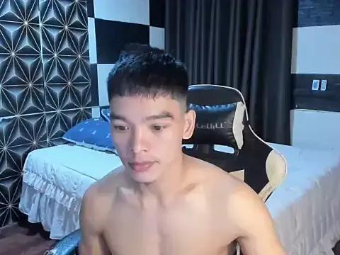 AsianHotBODYY from StripChat