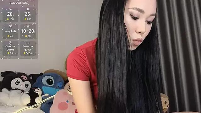 asianqueeny from StripChat is Freechat