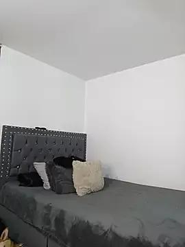 asumi_18 from StripChat is Freechat