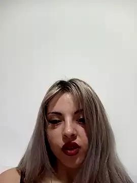 AudreySosa from StripChat is Freechat