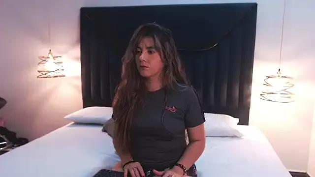 AuraEvens from StripChat