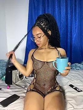 aurora_2007 from StripChat is Freechat