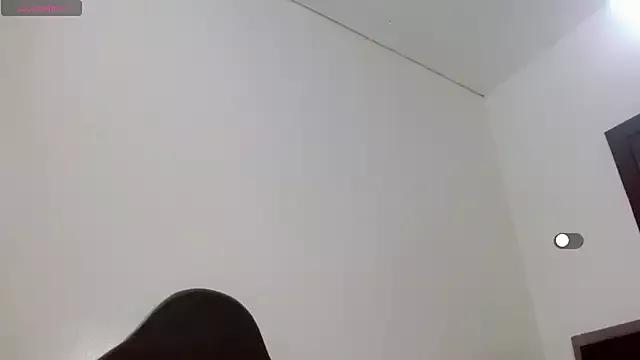 Aurora_Cassatt from StripChat is Freechat