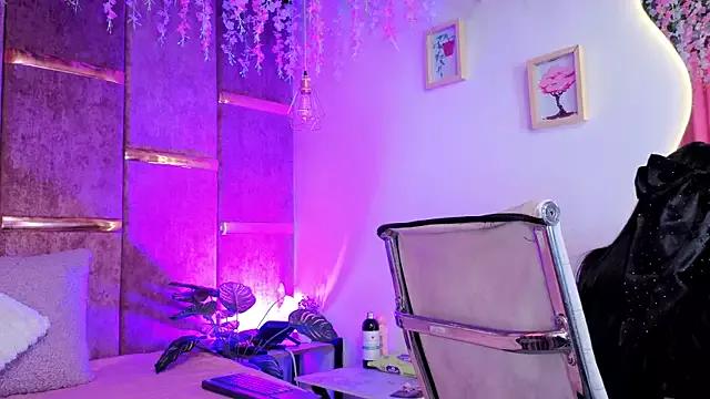 AuroraLanee_ from StripChat is Freechat