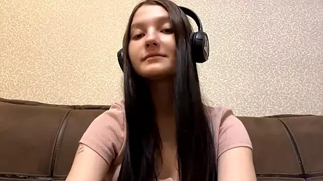 AurorAurora from StripChat is Freechat