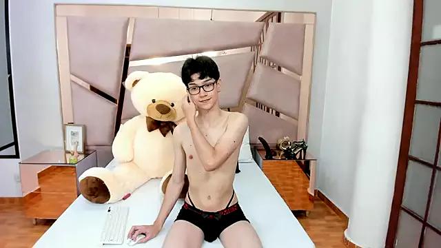 AustinFluf from StripChat is Freechat