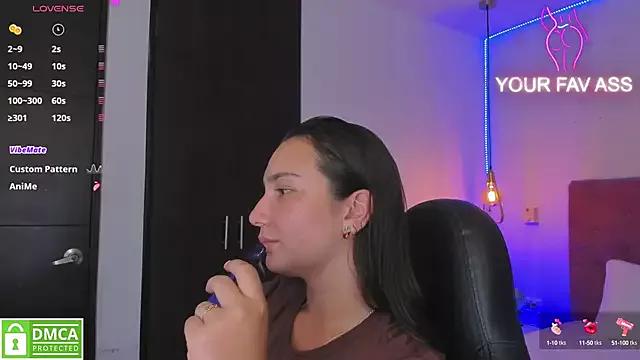 ava_blue from StripChat