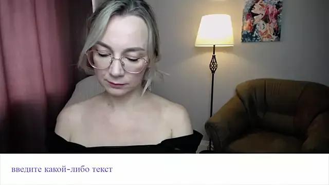 Ava_Elior from StripChat