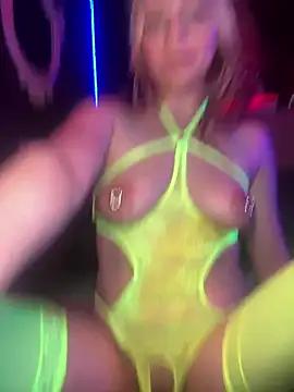 avacrush from StripChat