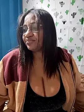 Avannay from StripChat