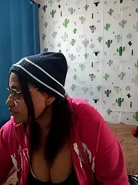 Avannay from StripChat