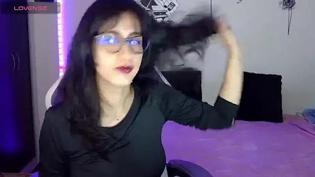 AvlieQueen webcams show profile image 