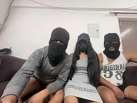 Avnikaur webcams show profile image 