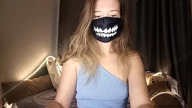 Awora_Wolf from StripChat is Freechat