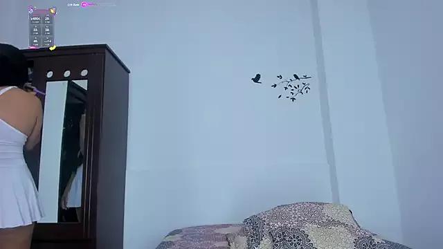 ayheleensexygirl- from StripChat is Freechat
