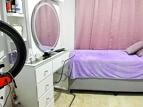 aynarakiss from StripChat