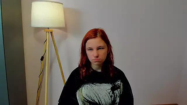 AzaleePode from StripChat is Freechat